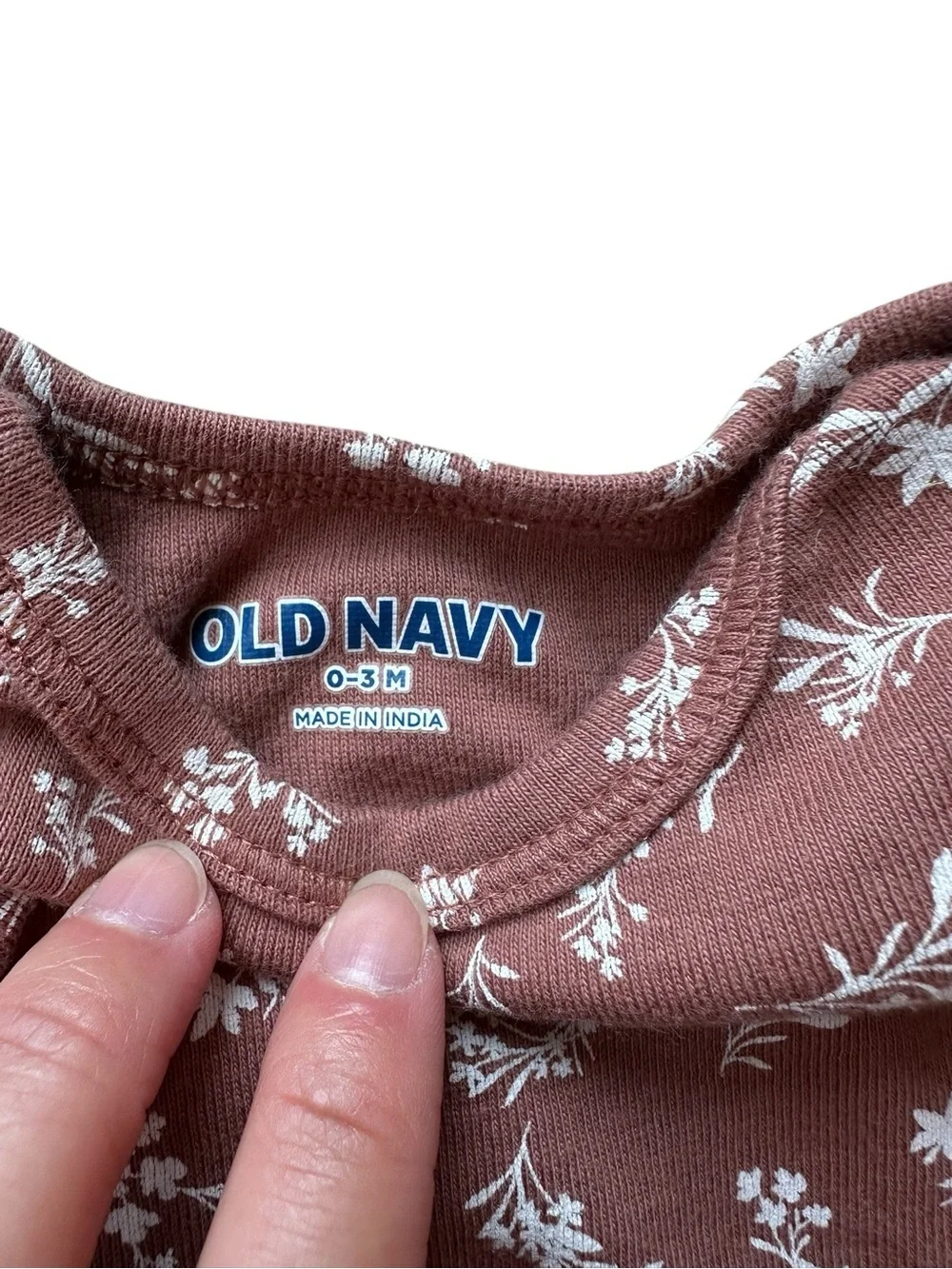 Old Navy long sleeve onesie bodysuit lot size 0-3 month red, pink, floral, brown